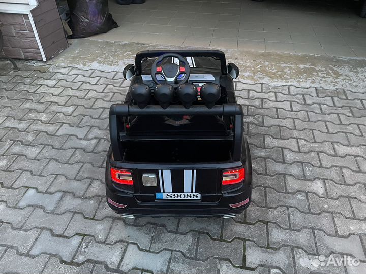 Детская электрическая машина BMW