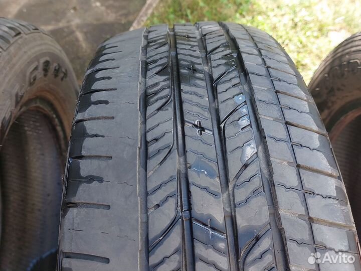 Bridgestone Dueler H/T 215/60 R17 96H