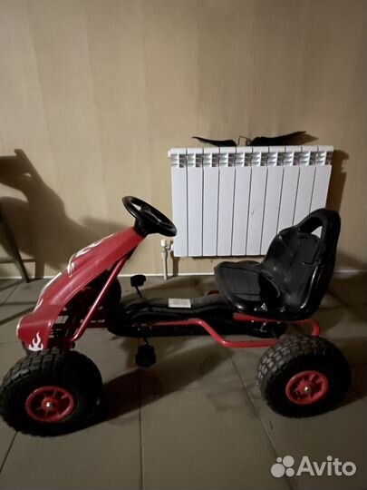 Детский веломобиль