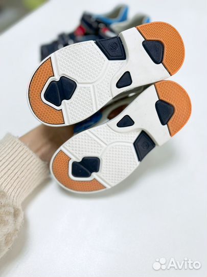 Босоножки для мальчика 27