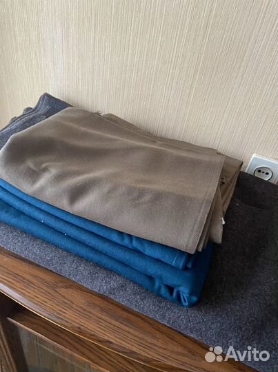 Ткань на шинель и форму, пуговицы и др