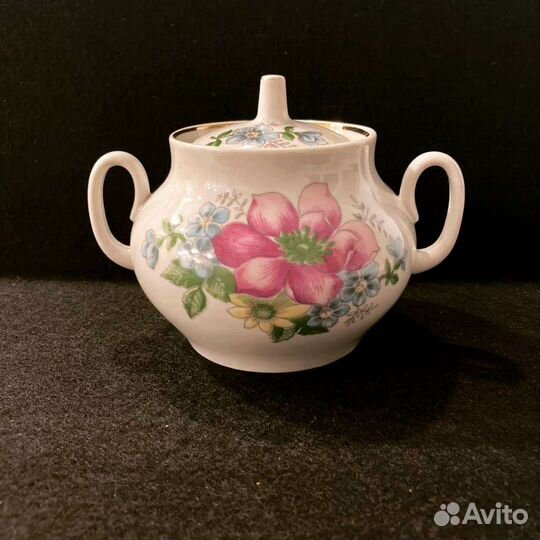 Сахарница фарфоровая 