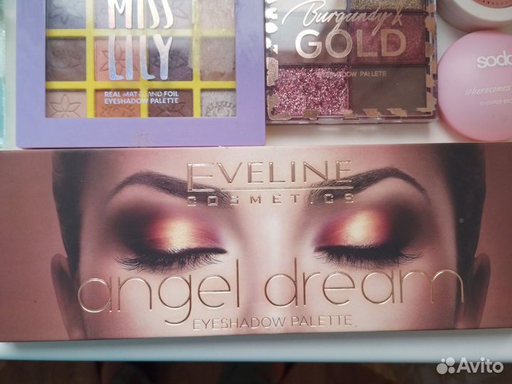 Набор косметики пакетом