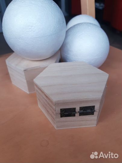 Заготовки. Деревянная шкатулка. Шар из пенопласта