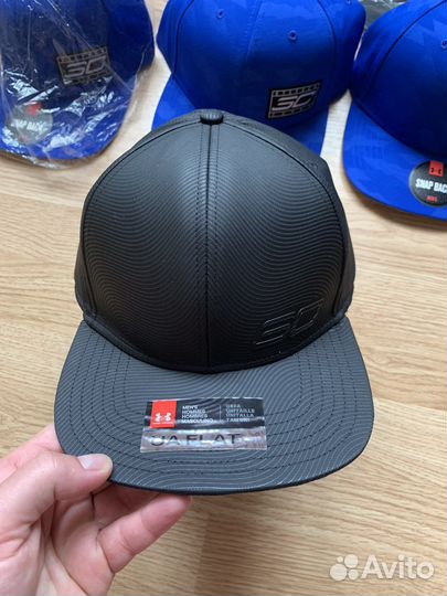 Бейсболка under armour