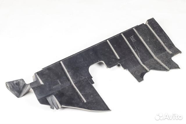 Воздуховод радиатора левый Nissan March