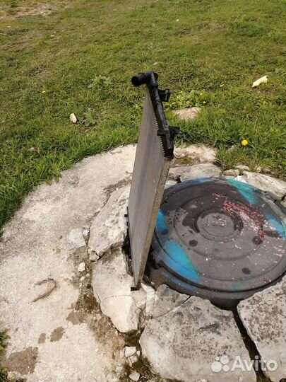 Радиатор охлаждения Renault Duster (основной)