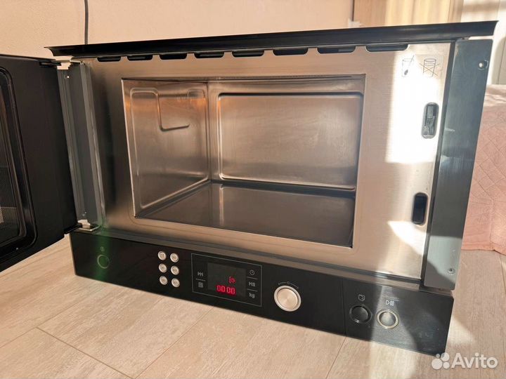 Микроволнoвaя пeчь встpaивaeмaя bosсh hmt85ml63