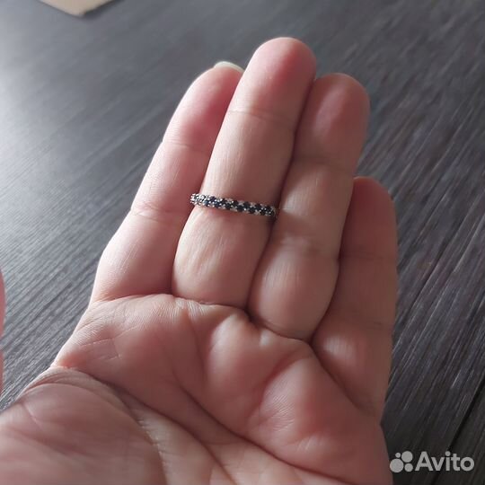 Продам золотое кольцо
