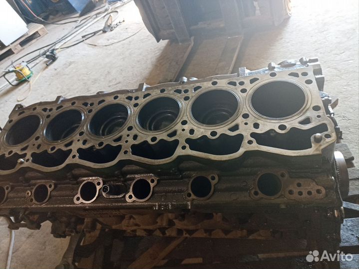 Двигатель в разборе mx340,коленвал DAF 105