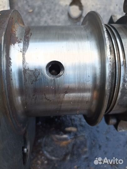 Вал коленчатый д65