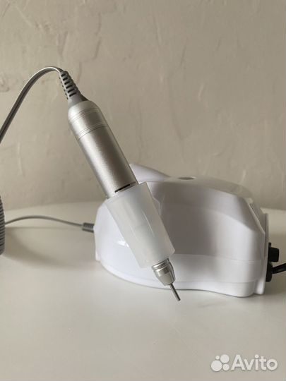 Аппарат для маникюра и педикюра