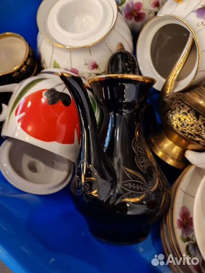 Наборы посуды и сервизы