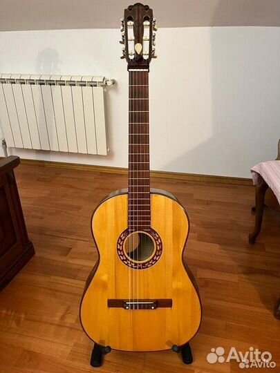 Классическая гитара мастеровая