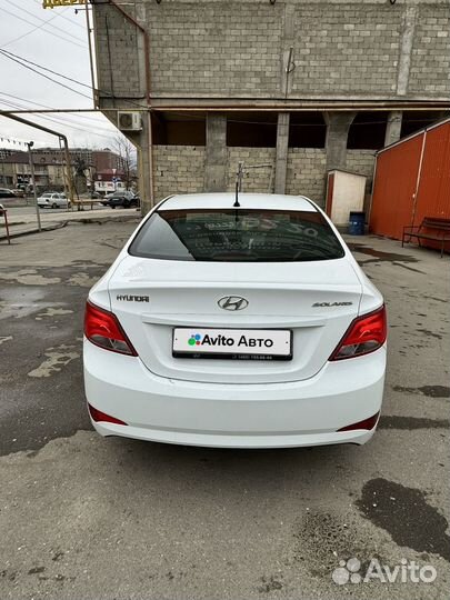 Hyundai Solaris 1.6 AT, 2015, 122 000 км