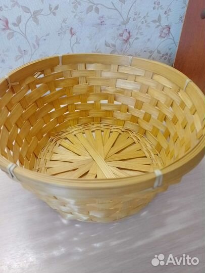 Корзина плетеная