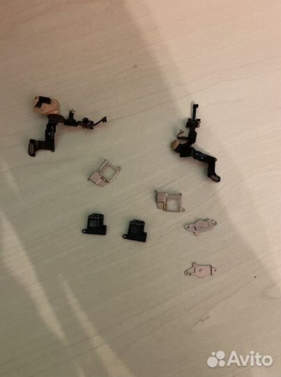 Запчасти на iPhone 5s