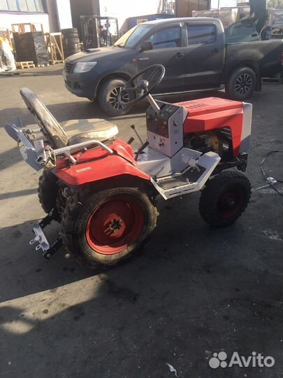 Мини-трактор КУРГАНМАШЗАВОД КМЗ-012, 2008