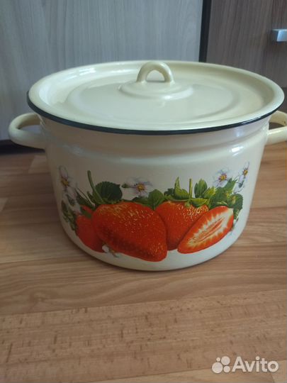 Кастрюля эмалированная 6 литров