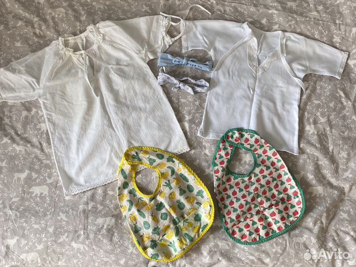 Вещи на девочку (крестильные рубашки)