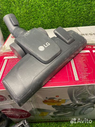 Пылесос LG VC73209uhas с системой прессования пыли