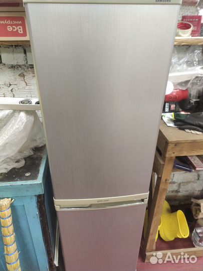 Холодильник Samsung RL-17 mbms