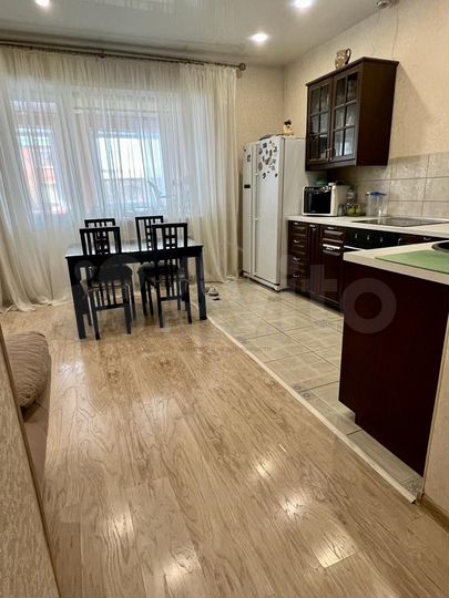 Коттедж 167,5 м² на участке 3 сот.