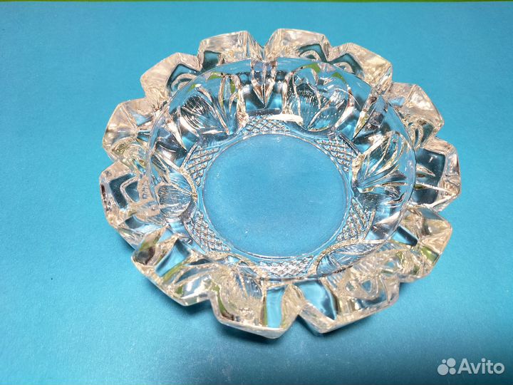 Пепельница стеклянная