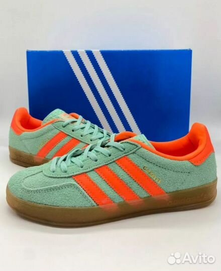 Кроссовки женские Adidas Gazelle