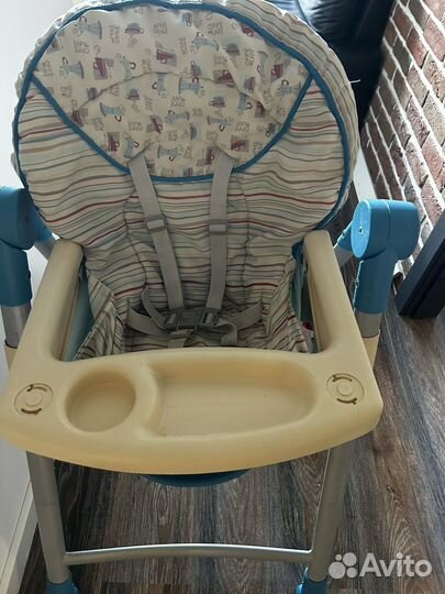 Детский стульчик для кормления