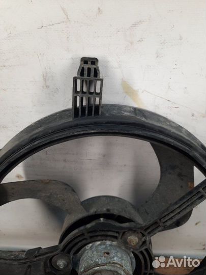 Вентилятор радиатора Nissan Micra хэтчбэк 3 дв