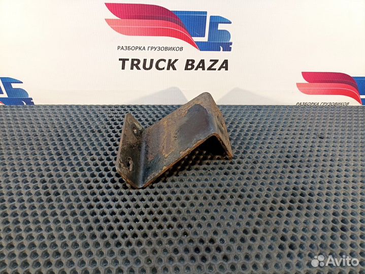 Кронштейн воздухозаборника Renault Premium