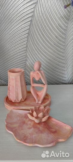 Ваза, подставка, подсвечник из гипса для интерьера