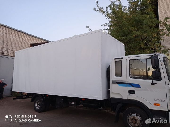 Изотермический и промтоварный фургон