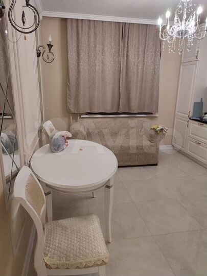 2-к. квартира, 63,5 м², 1/10 эт.