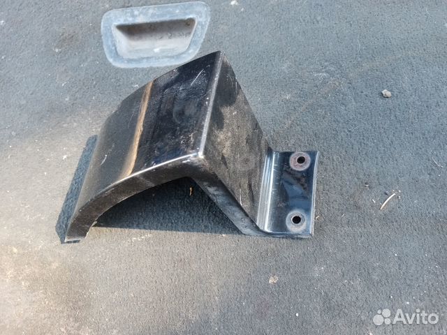 Планка под фонарь правая на саненг Кайрон 2009г