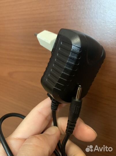 Зарядное устройство