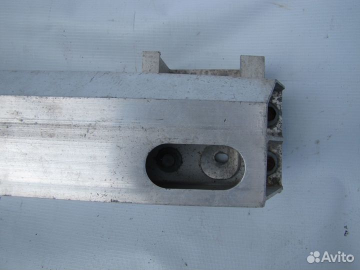 Honda CR-V 5 усилитель бампера заднего 2017+