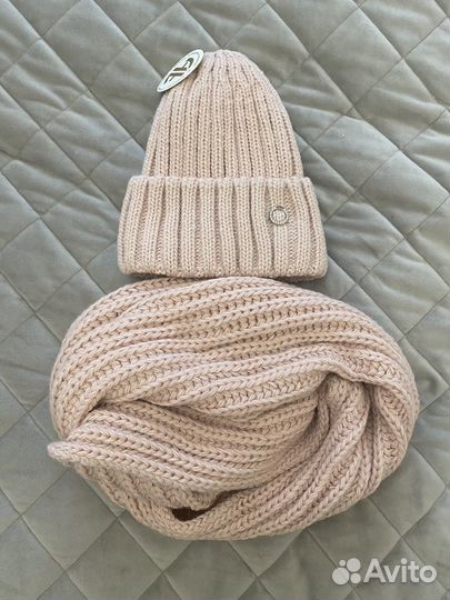 Комплект шапка и снуд женский