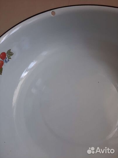 Таз эмалированный