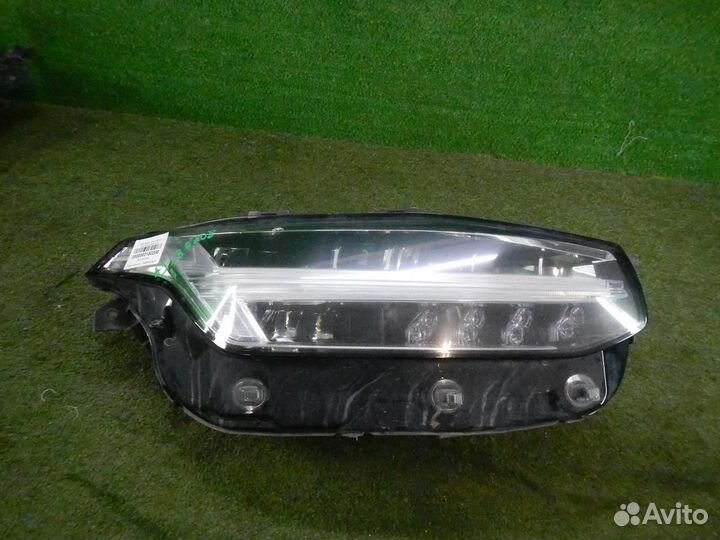 Фара правая Volvo XC90 2 (2014-2019) Full LED