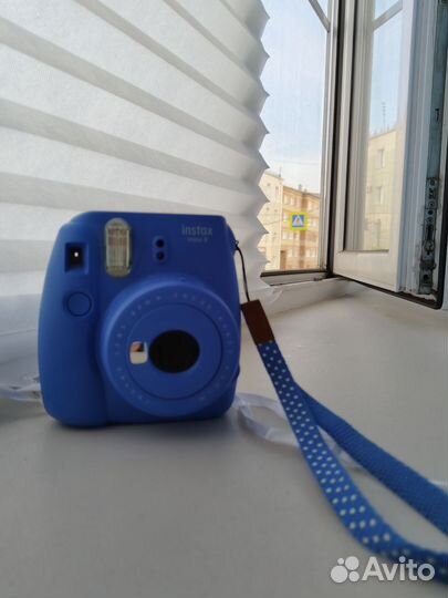 Polaroid instax mini 9