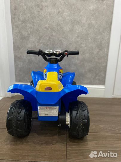 Детский квадроцикл на аккумуляторе