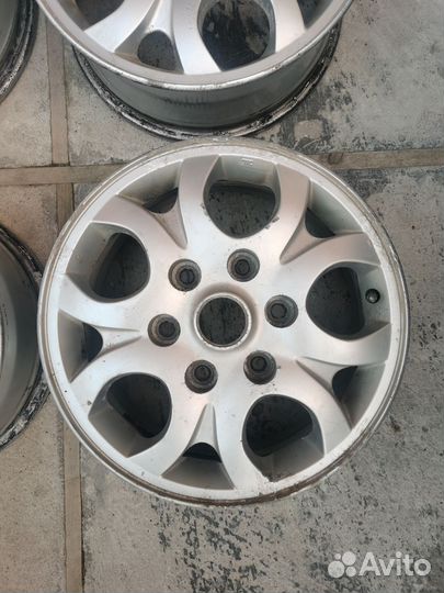 Hyundai Starex H-1 6.5х16 6х139.7