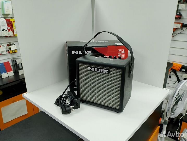 Комбоусилитель NUX Mighty-8BT