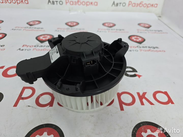 Моторчик печки отопителя Geely Coolray SX11