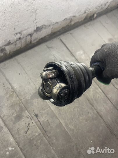 Привод правый lancer 9 1.6