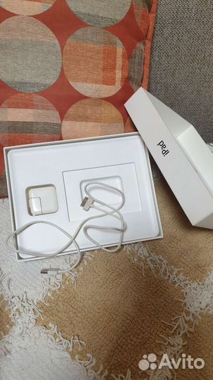 Планшет apple iPad air 2 2011год