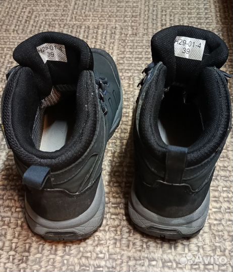 Кроссовки tendance 39