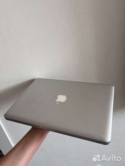 Apple MacBook Pro